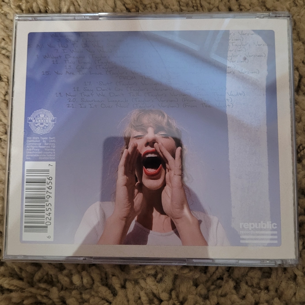 -1989 Taylor's Version Deluxe CD with Polaroids